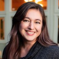 Lyndi Thompson headshot 